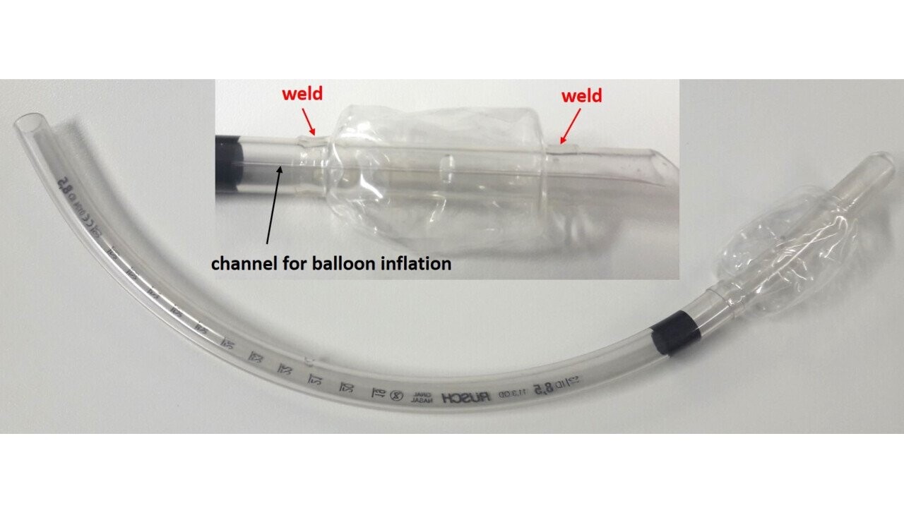Example of balloon catheter welded on the circumference between balloon and tube.