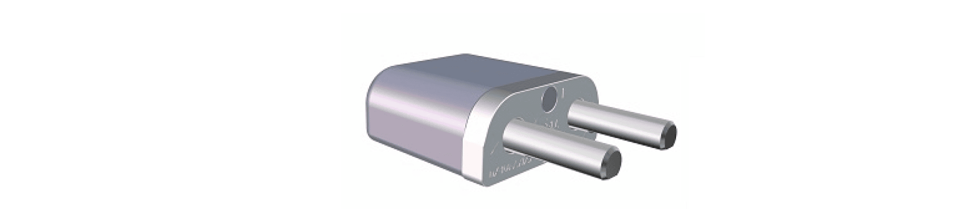 Eine digitale Darstellung eines metallischen zweipoligen Steckeradapters, dargestellt aus einer schrägen Perspektive auf einem weißen Hintergrund.