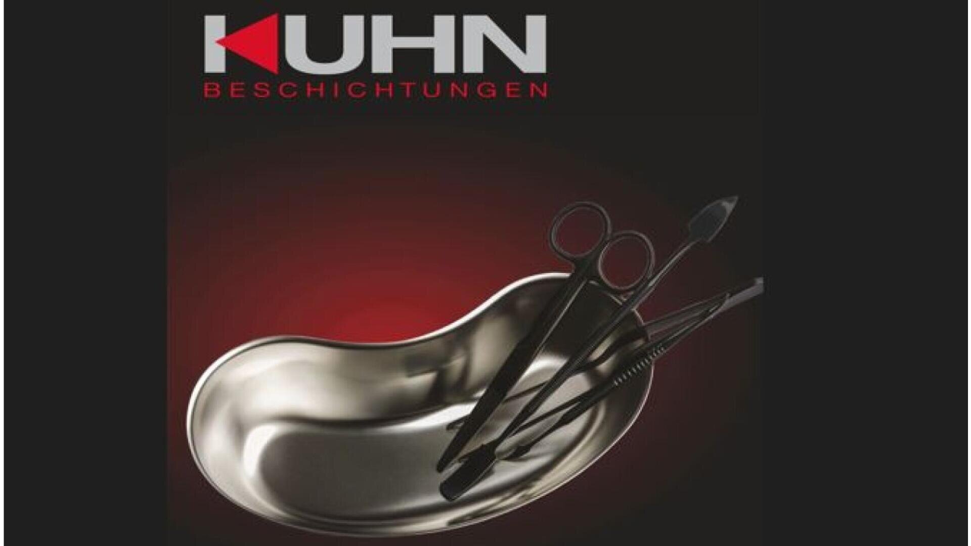 A metal kidney dish holds surgical scissors, forceps, and tweezers. Above it, the words “KUHN BESCHICHTUNGEN” are displayed in bold red and gray text on a dark background with a red gradient behind the dish.