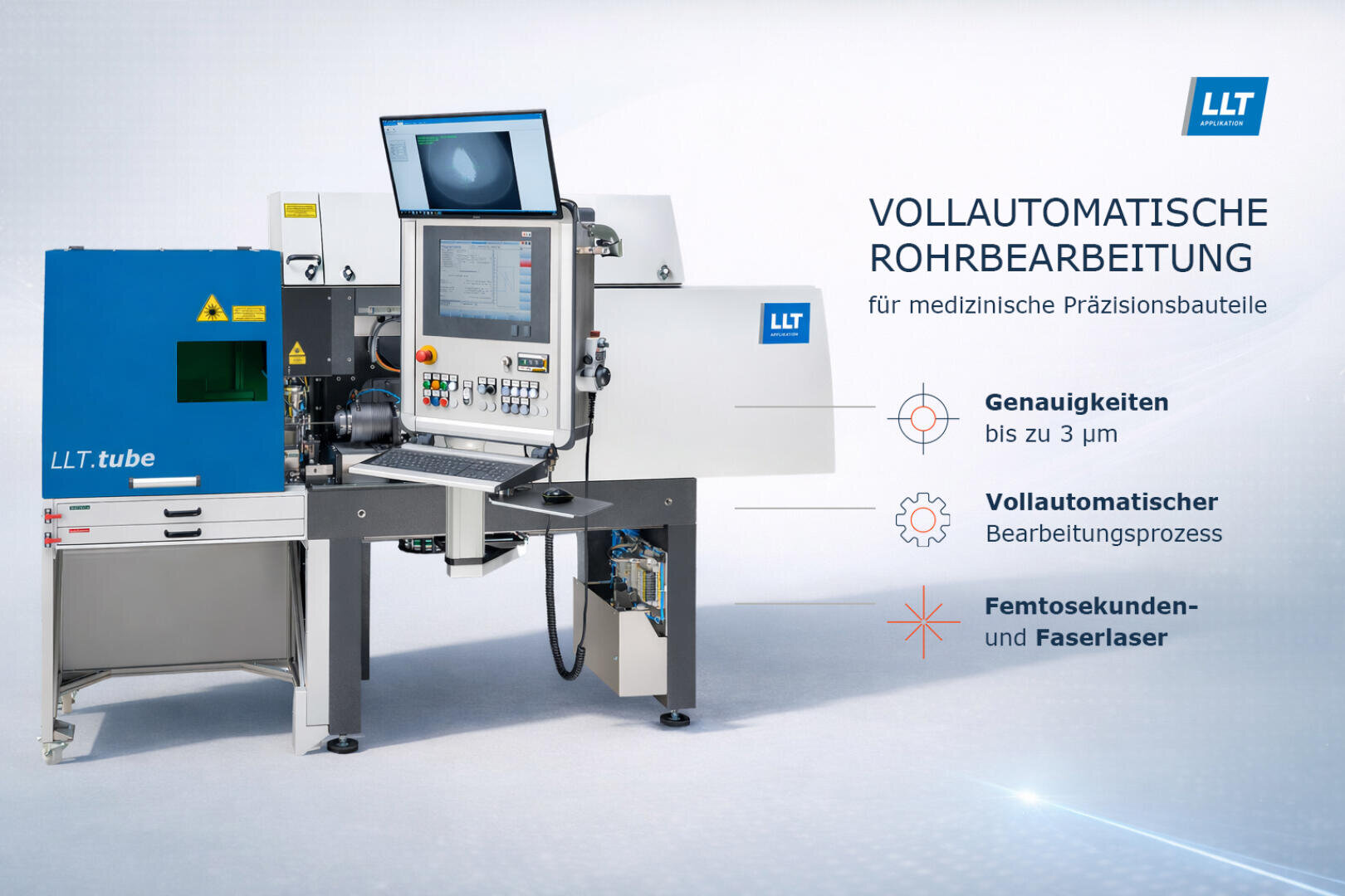 Eine moderne LLT-Rohrbearbeitungsmaschine mit Bedienfeld und Bildschirm in einer sauberen, industriellen Umgebung. Der Text hebt den vollautomatischen Betrieb, die hohe Präzision und die Verwendung von Femtosekunden- und Faserlasern hervor.