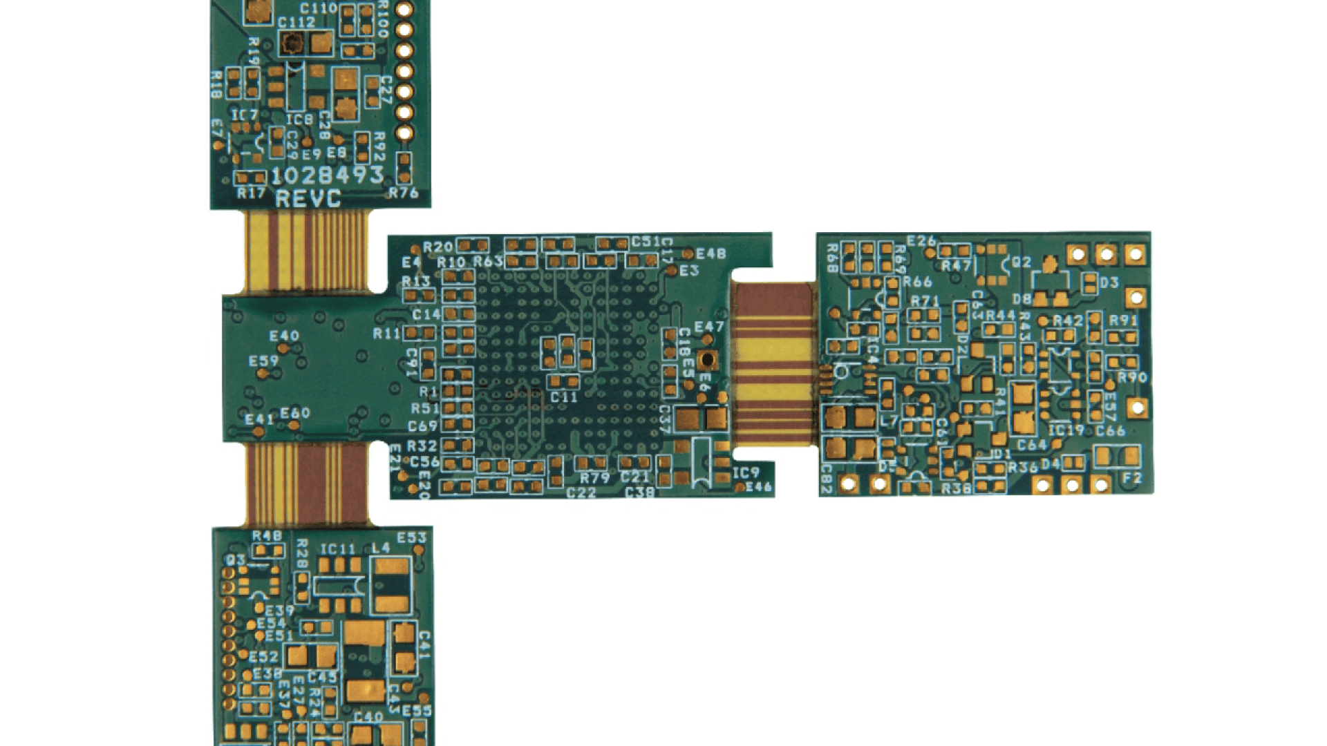 Eine flexible Leiterplatte in Grün und Gold mit mehreren verbundenen rechteckigen Abschnitten, die jeweils verschiedene elektronische Komponenten und Lötpads aufweisen und auf einem weißen Hintergrund angezeigt werden.