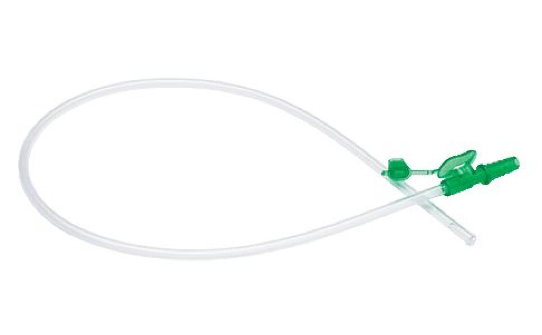 Eine sterile medizinische Nasensonde mit einem durchsichtigen, flexiblen Schlauch und einem grünen Anschlussstück an einem Ende, die zum Füttern oder Ablassen von Mageninhalt verwendet wird.