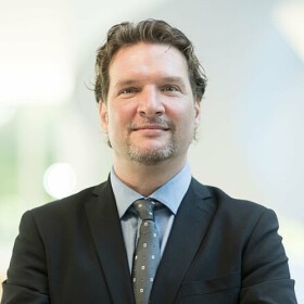 Dr. Timo Weiland
