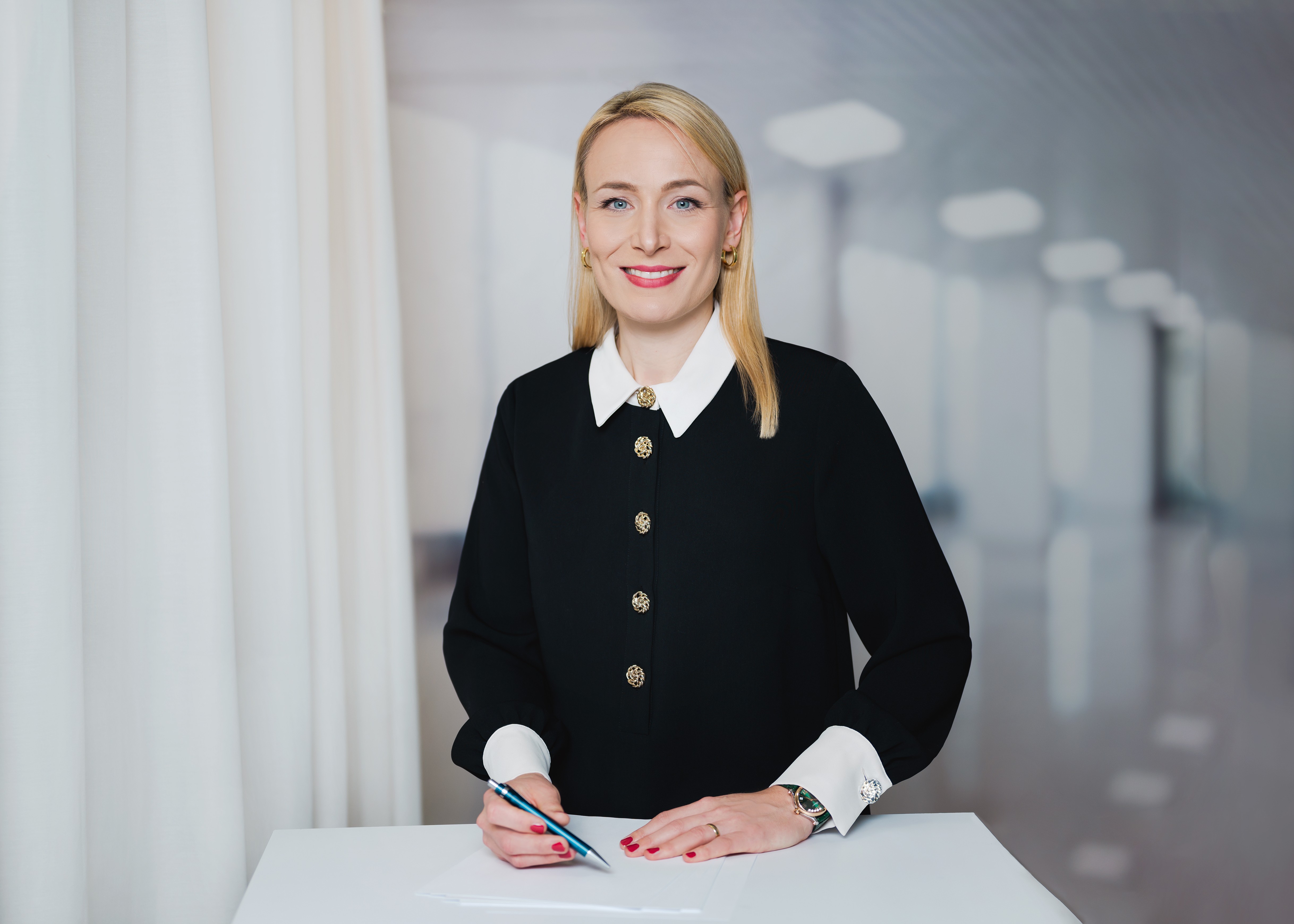 Prof. Dr. Julia Gokel, LL.M.