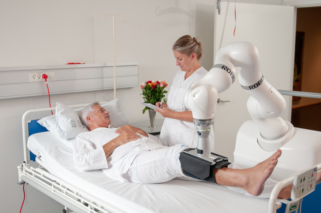 Robotics has arrived in the healthcare sector.jpg (3.2 MB)